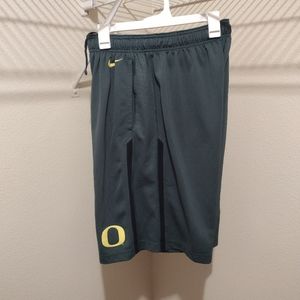 Nike men's dri-fit Oregon ducks basketball shorts size medium